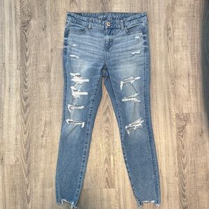 American Eagle Outfitters Light Blue Distressed Skinny Jeans